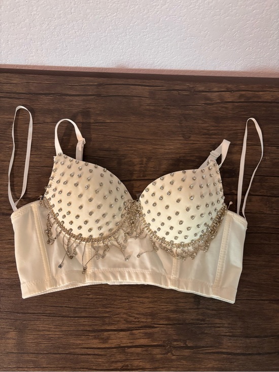 Tops - White Rhinestone crop top bra size small